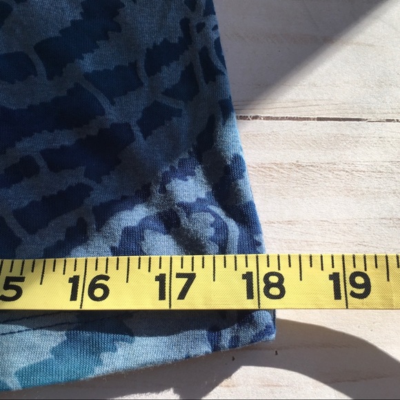 NWT Calvin Klein Tank - Size Medium - Picture 5 of 7